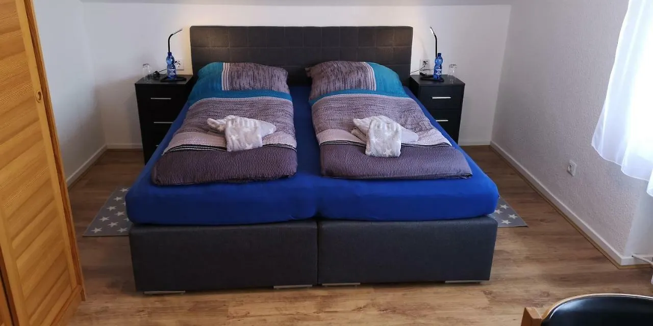 Apartamento Sleepcentral Düsseldorf Habitación en casa particular